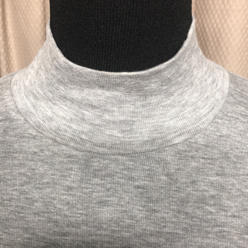 Top shop extra long sleeve mock turtleneck size 10